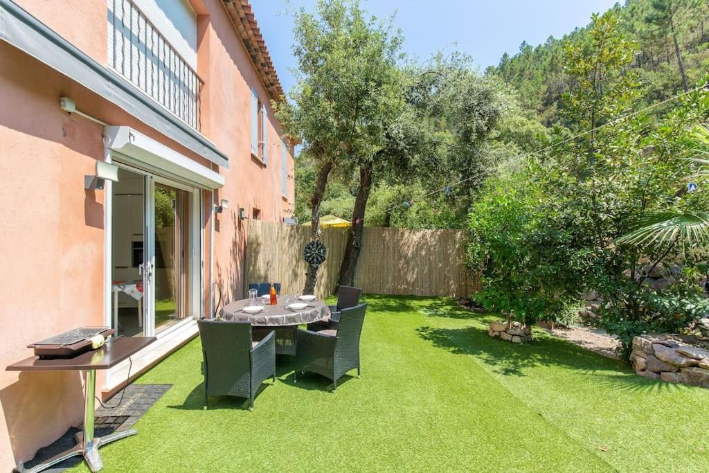 2 Pieces Climatise A 200m Des Plages Apartment *